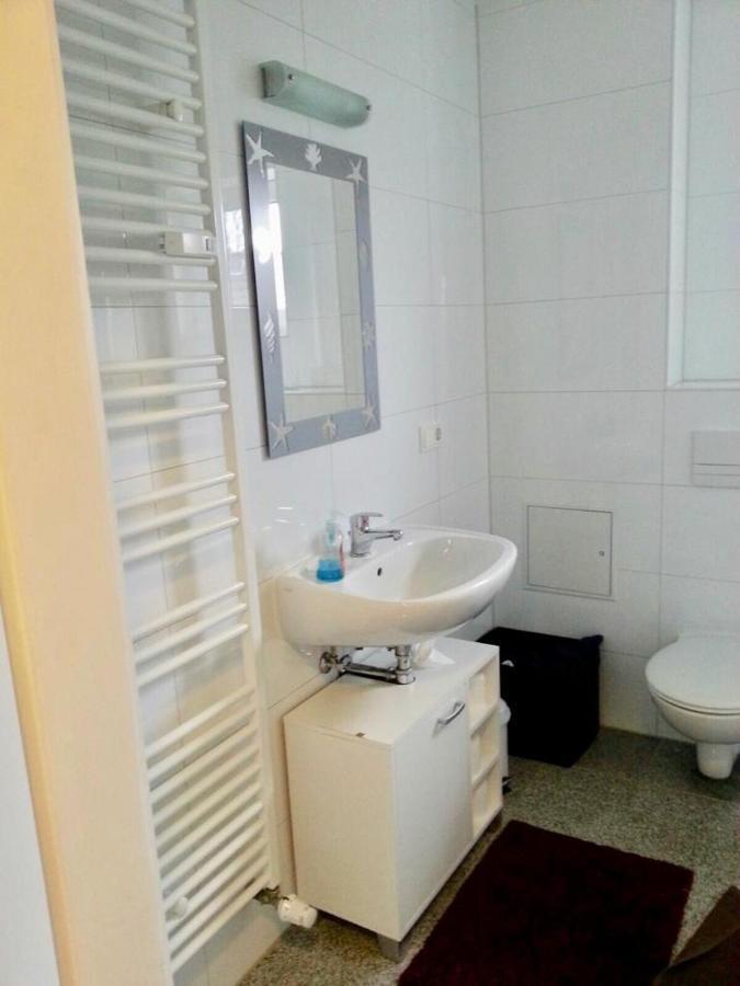 Ingrids Ferienwohnung Mit Balkon In Thiede Naehe See Salzgitter Exterior foto