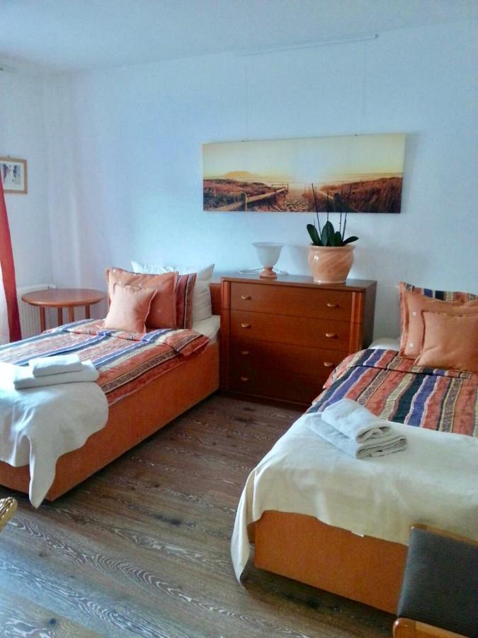 Ingrids Ferienwohnung Mit Balkon In Thiede Naehe See Salzgitter Exterior foto